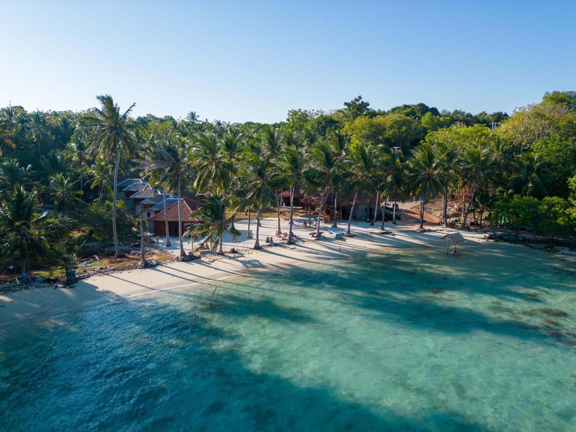 Hotel Eco Casa Karimunjawa-Inseln Exterior foto